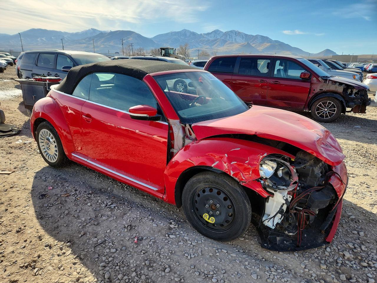 2015 VOLKSWAGEN Beetle