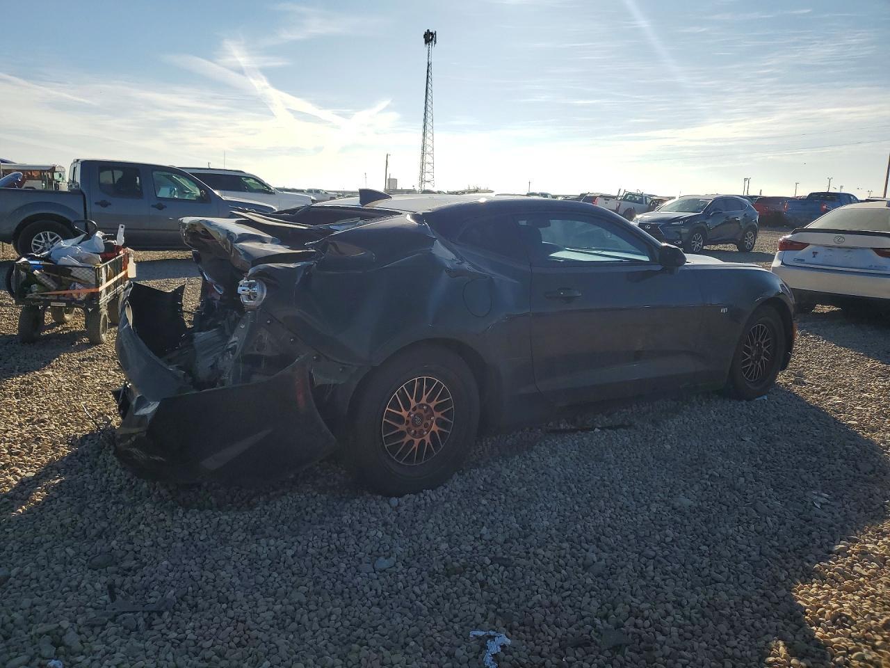 2019 CHEVROLET Camaro