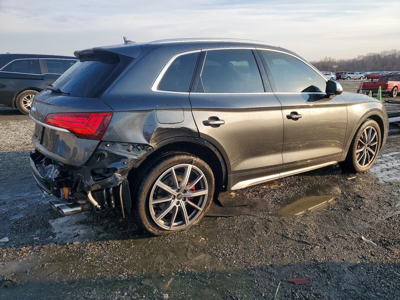2021 AUDI SQ5