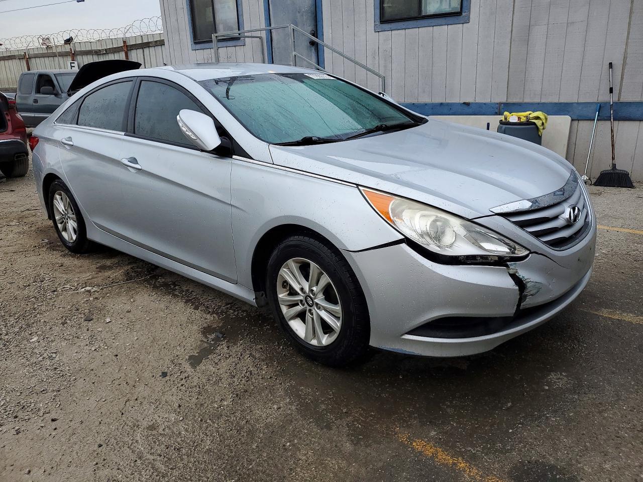 2014 HYUNDAI SONATA