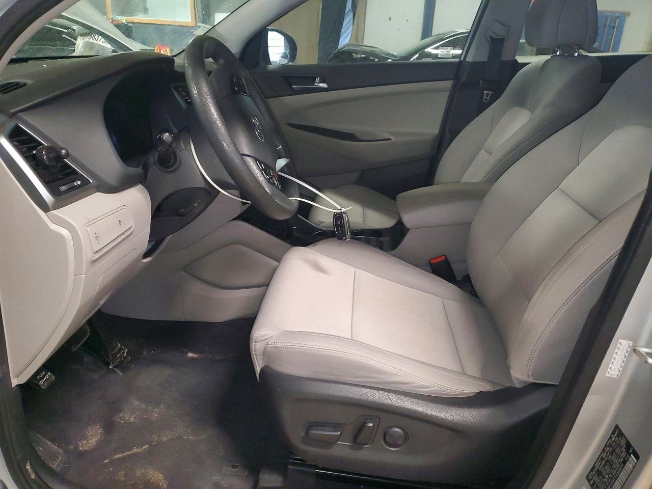 2017 HYUNDAI TUCSON