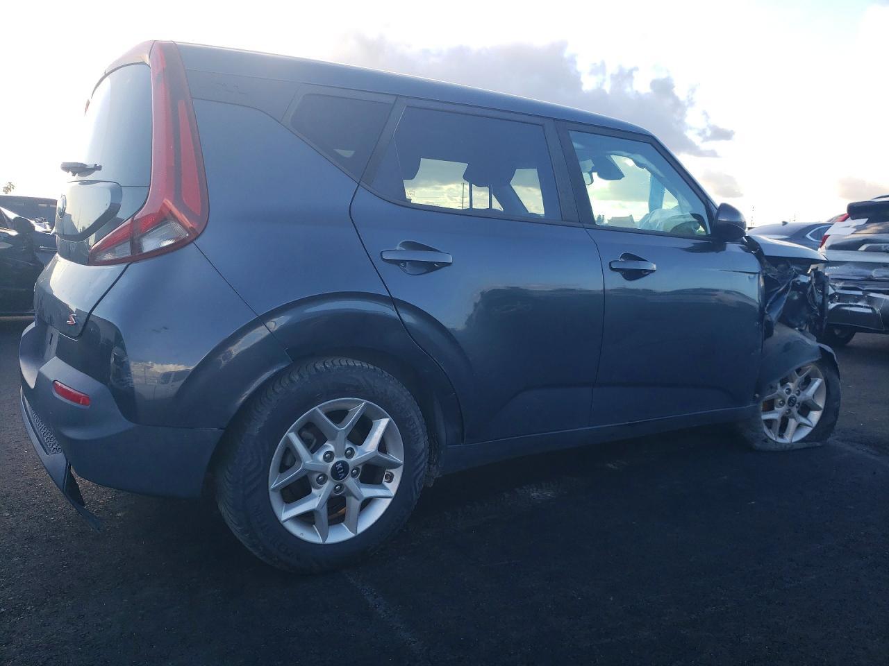 2020 KIA SOUL