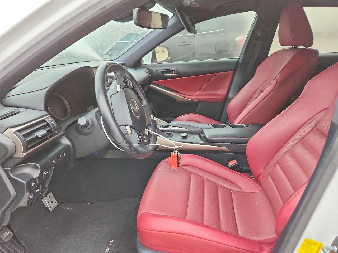 2019 LEXUS Is