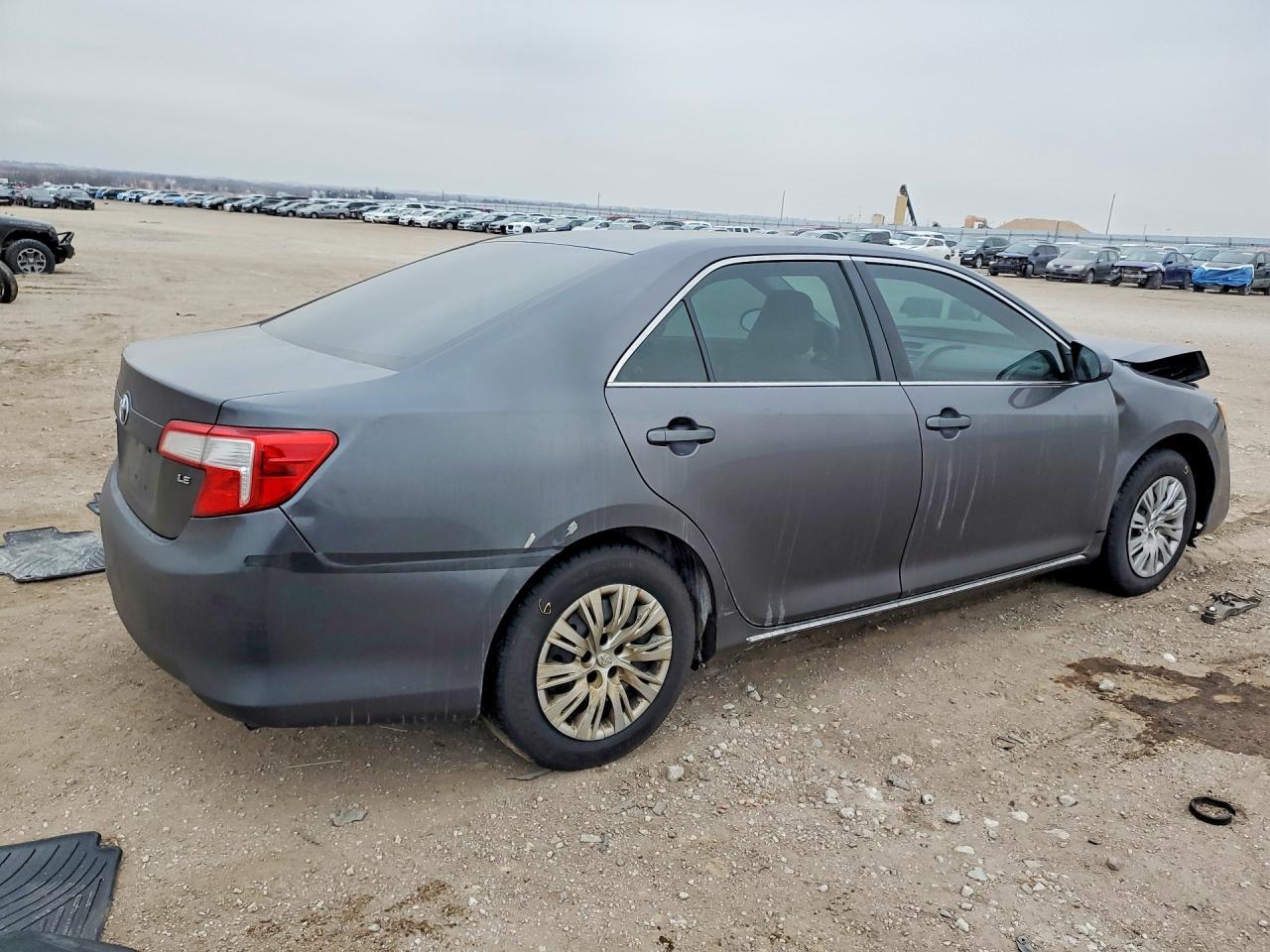 2014 TOYOTA CAMRY