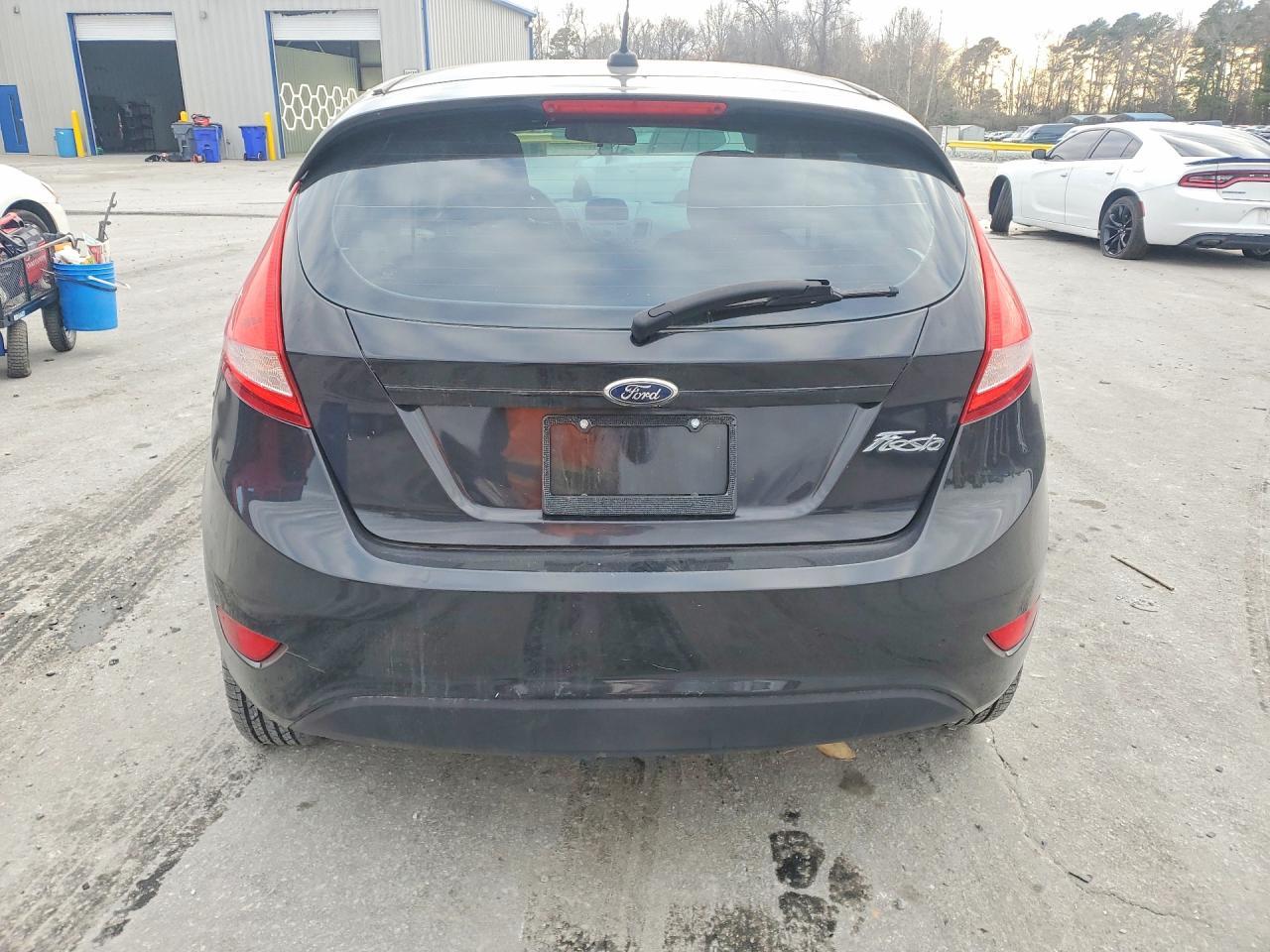 2013 FORD Fiesta