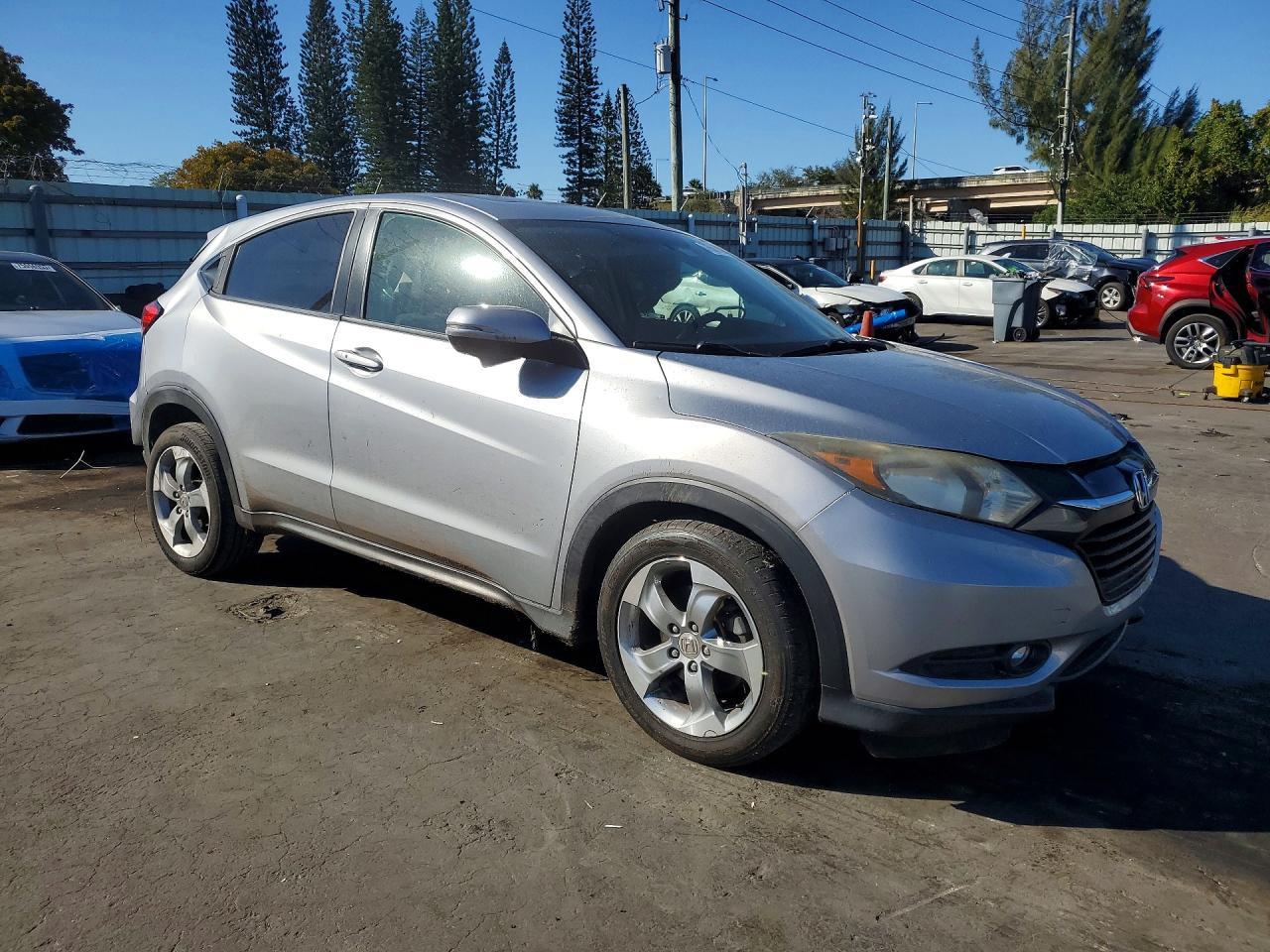 2017 HONDA HR-V