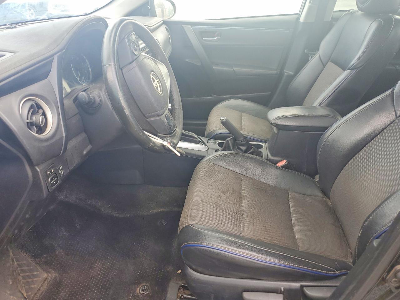 2017 TOYOTA COROLLA