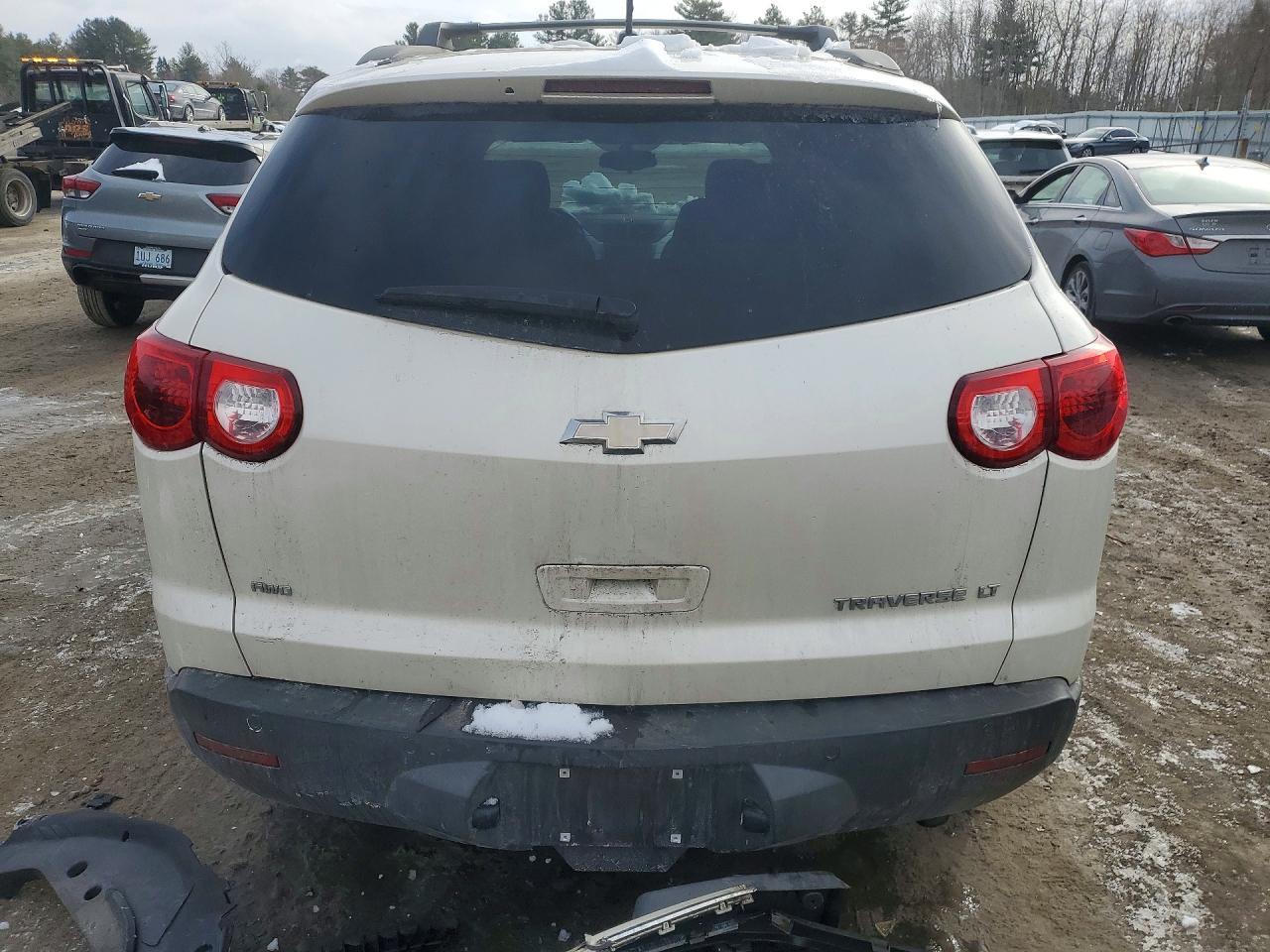2011 CHEVROLET TRAVERSE