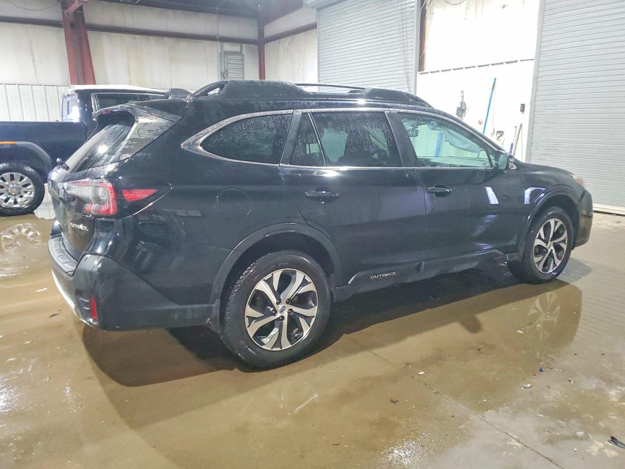 2022 SUBARU Outback