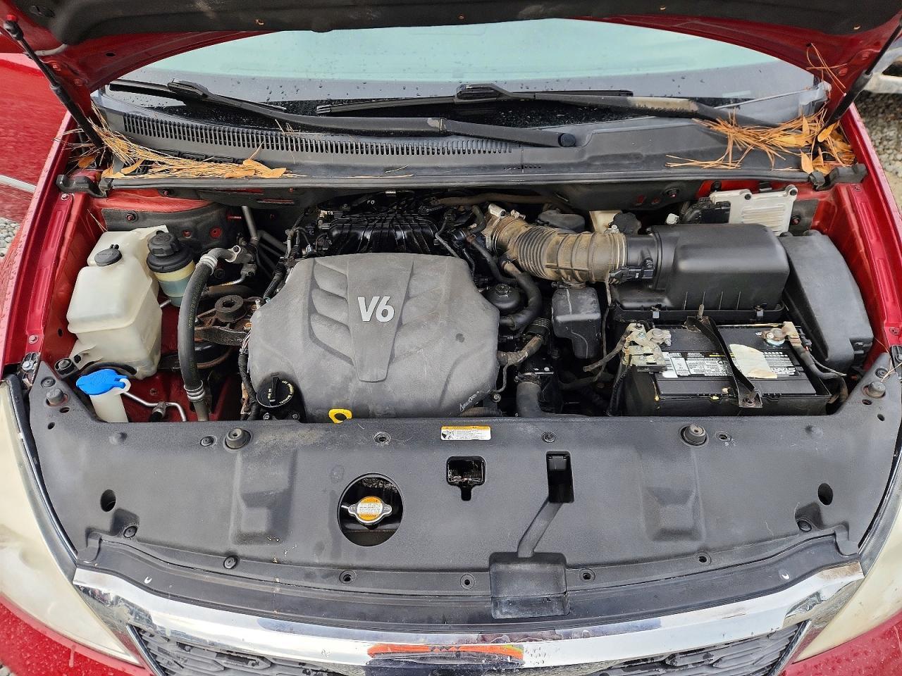 2011 KIA SEDONA