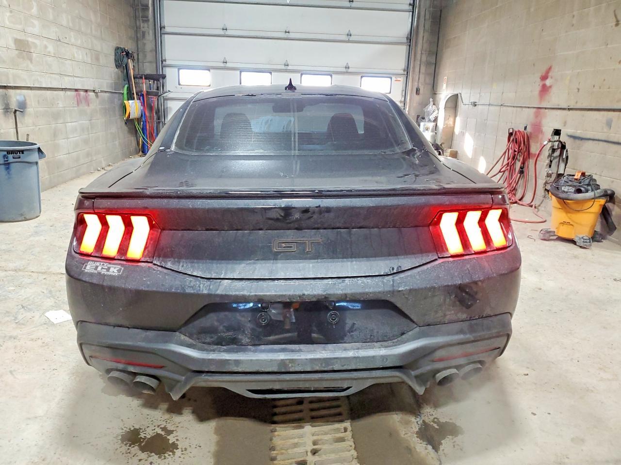2024 FORD MUSTANG