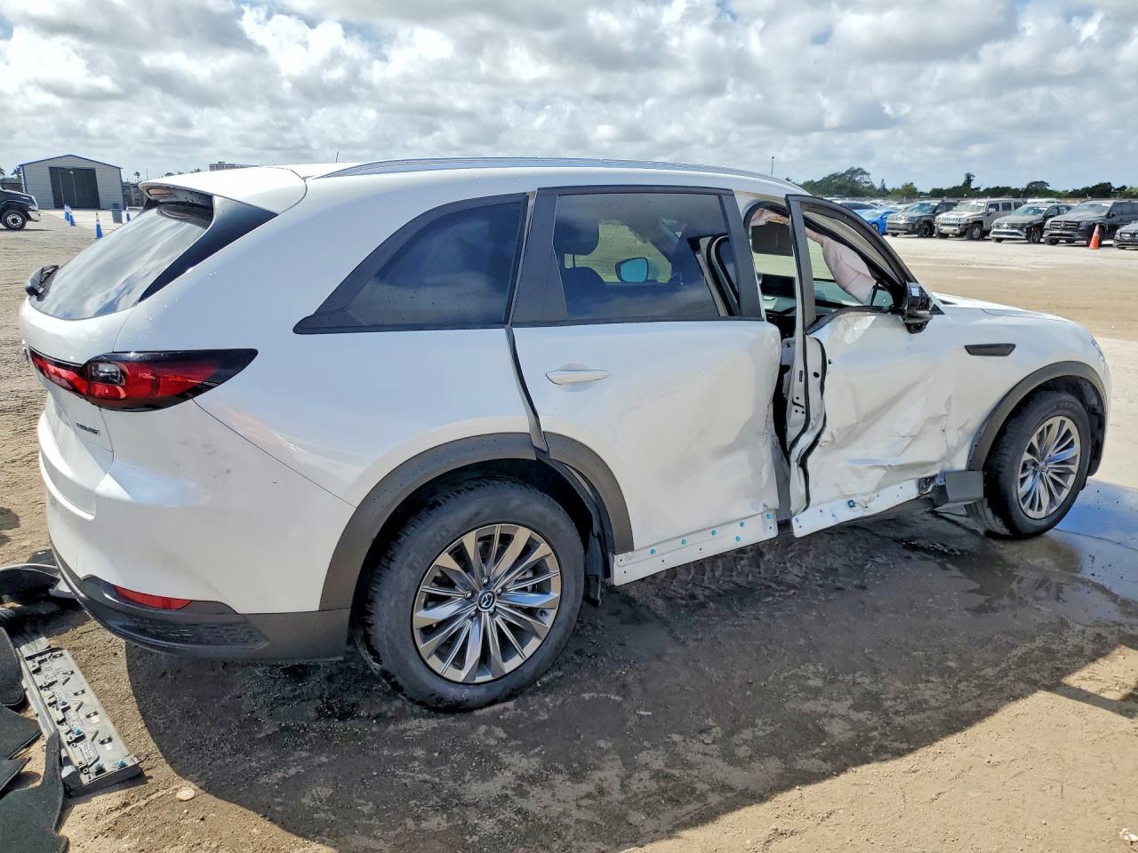 2024 MAZDA CX-90