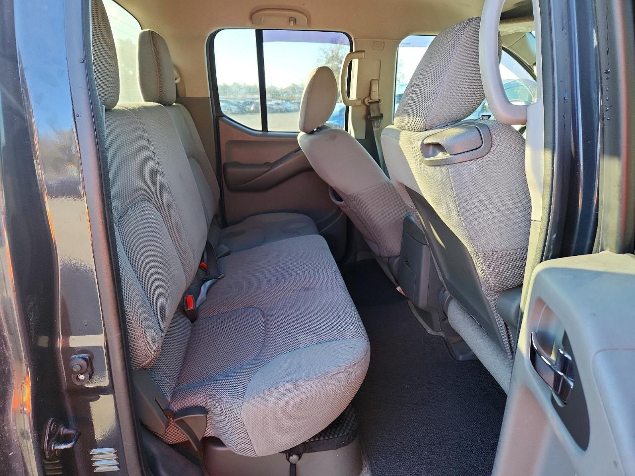2012 NISSAN Frontier