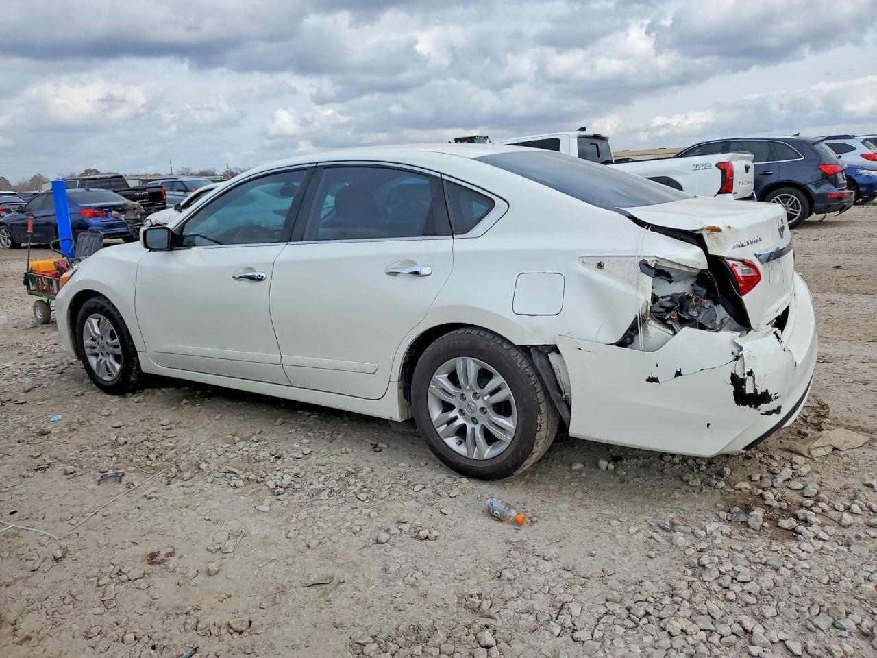 2016 NISSAN ALTIMA
