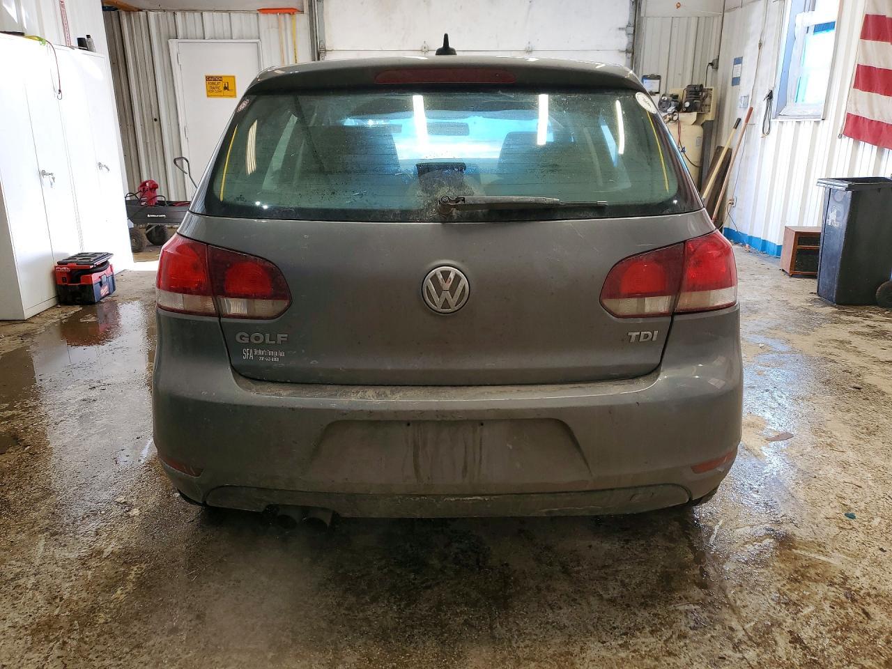 2013 VOLKSWAGEN GOLF