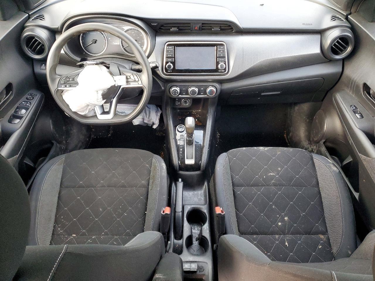 2019 NISSAN KICKS