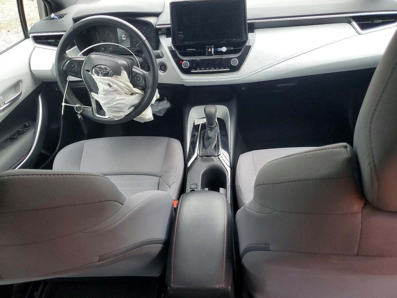 2024 TOYOTA COROLLA