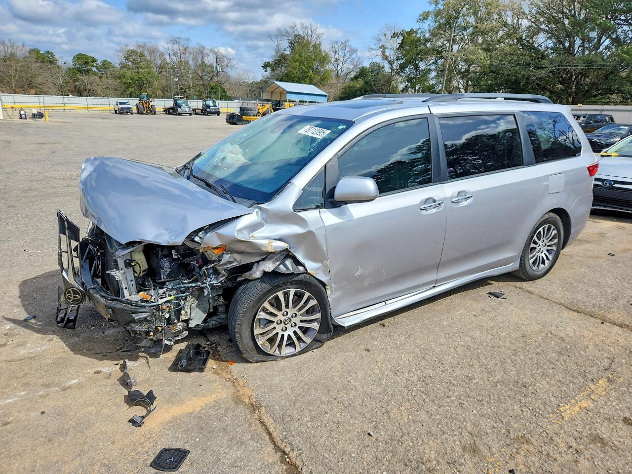 2018 TOYOTA SIENNA