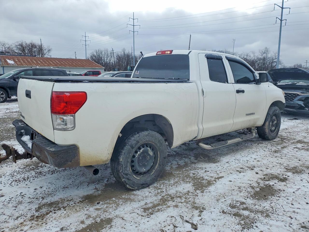 2011 TOYOTA TUNDRA