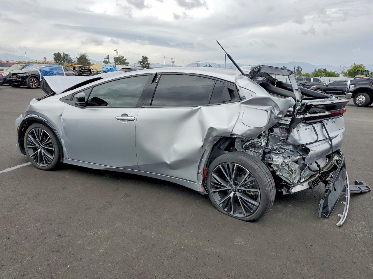 2023 TOYOTA PRIUS