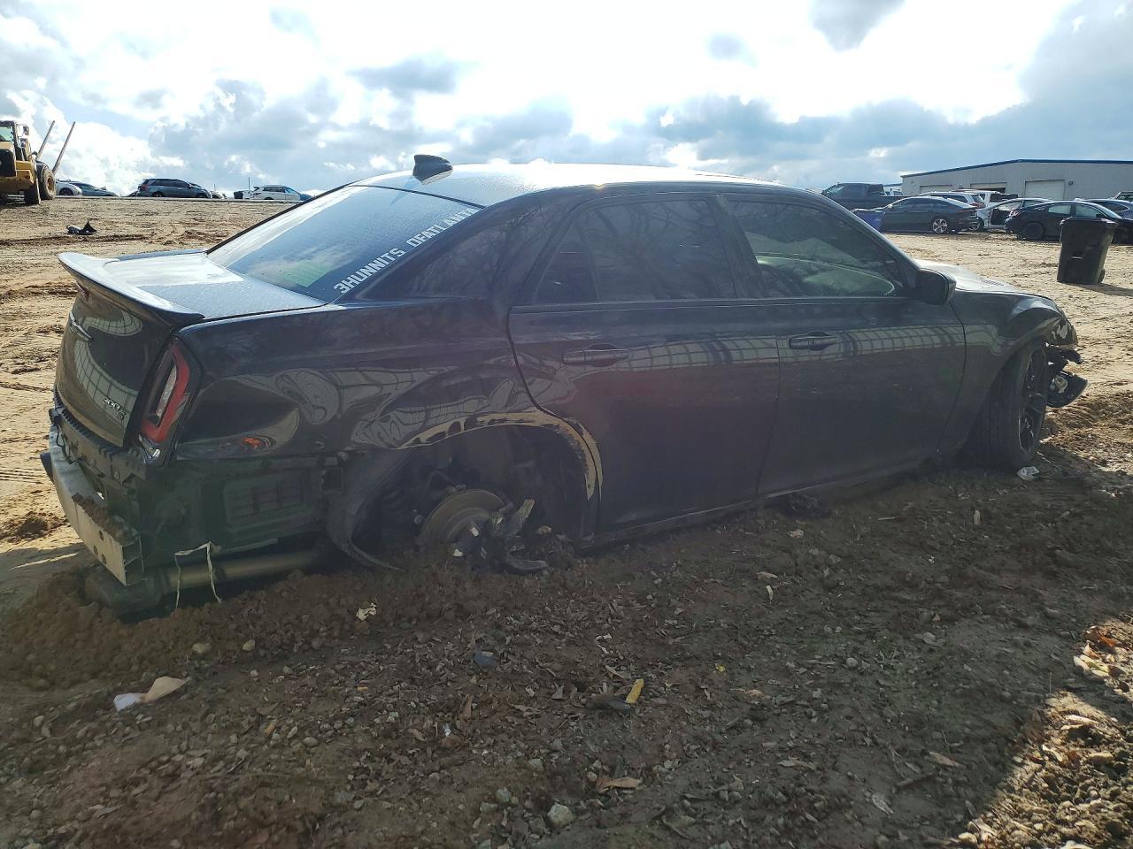 2019 CHRYSLER 300
