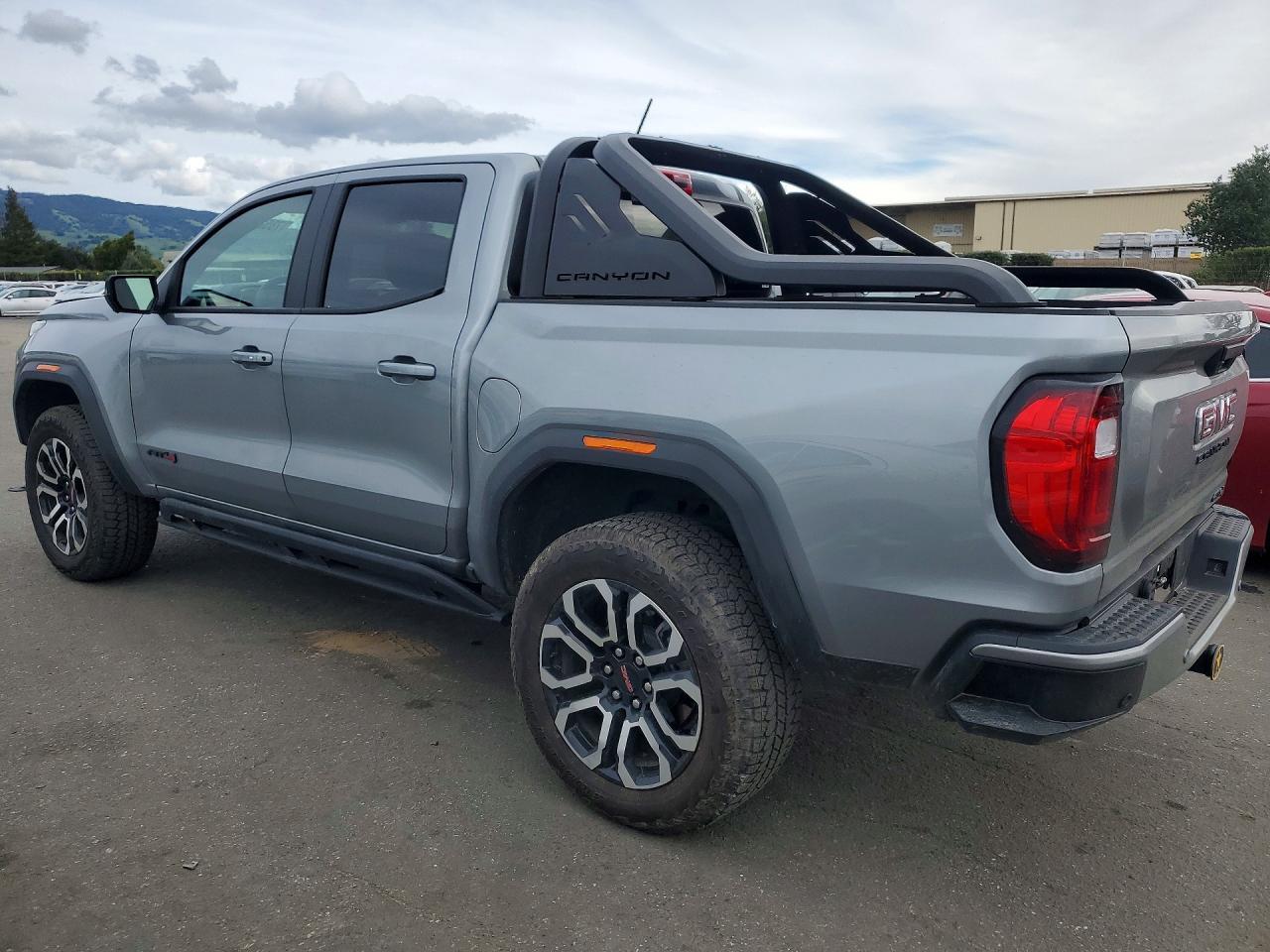 2025 GMC CANYON
