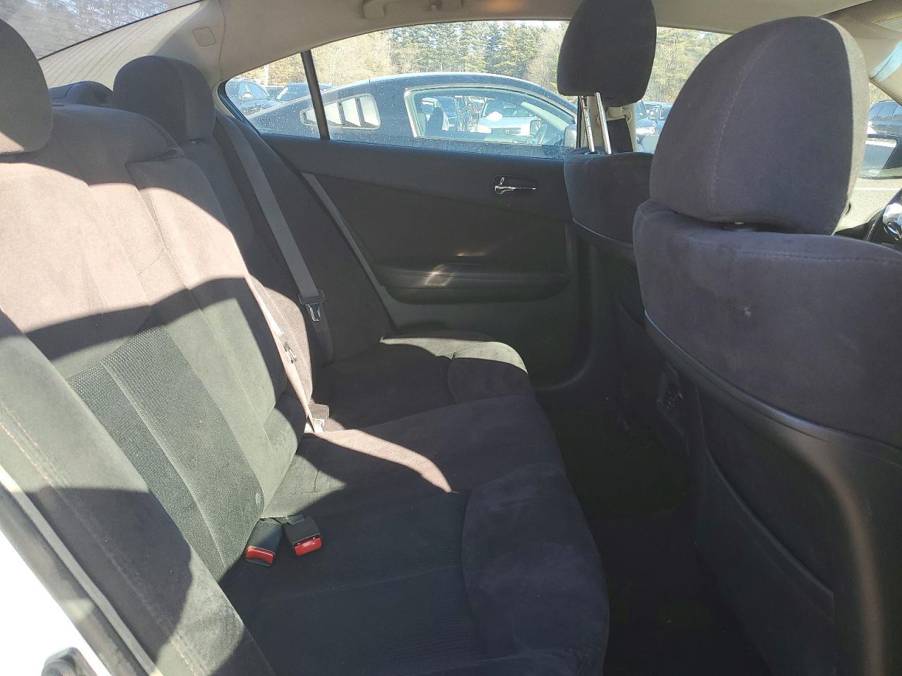 2012 NISSAN Maxima