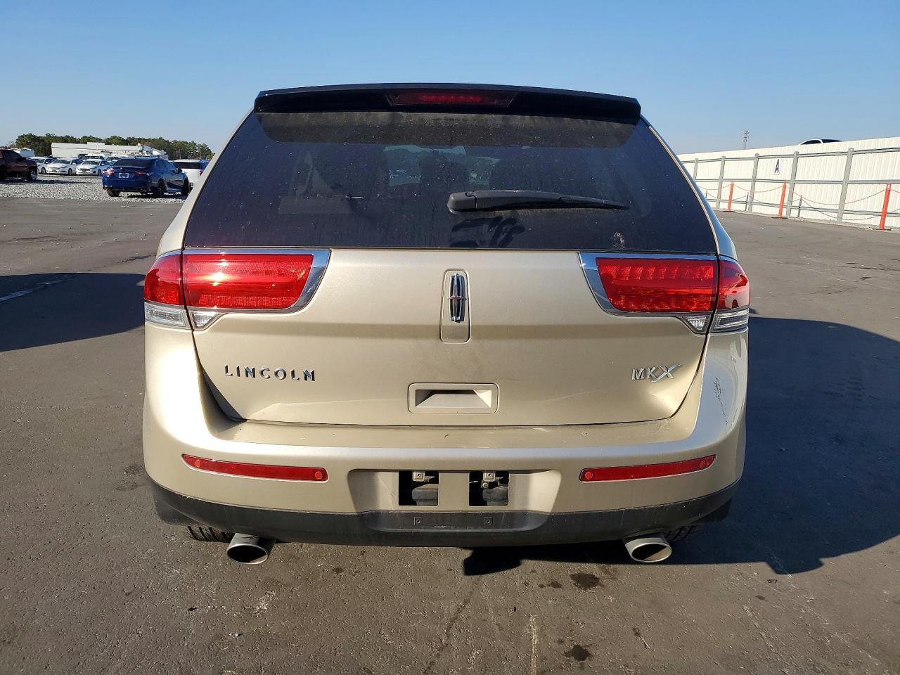 2011 LINCOLN MKX