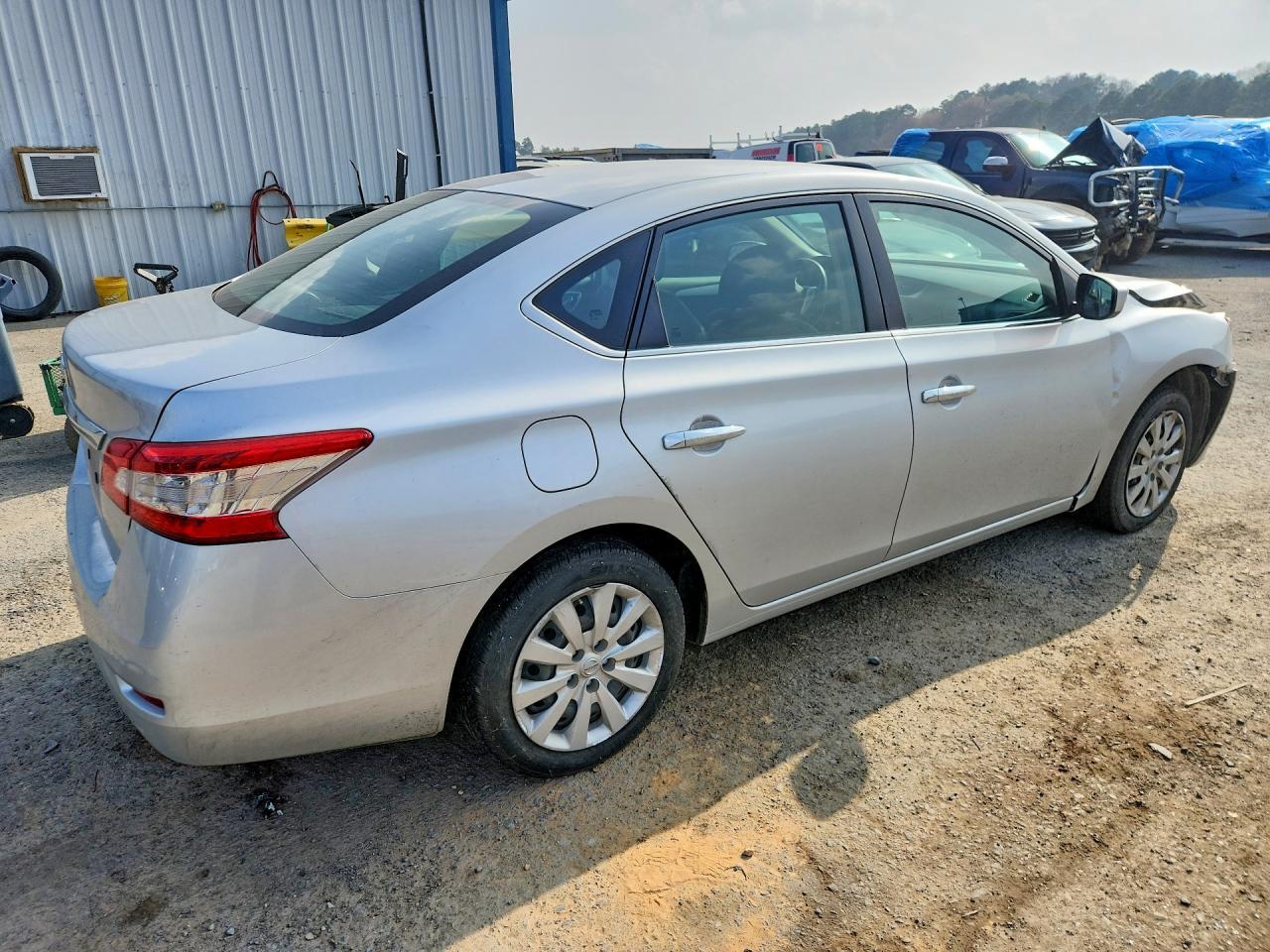 2015 NISSAN SENTRA
