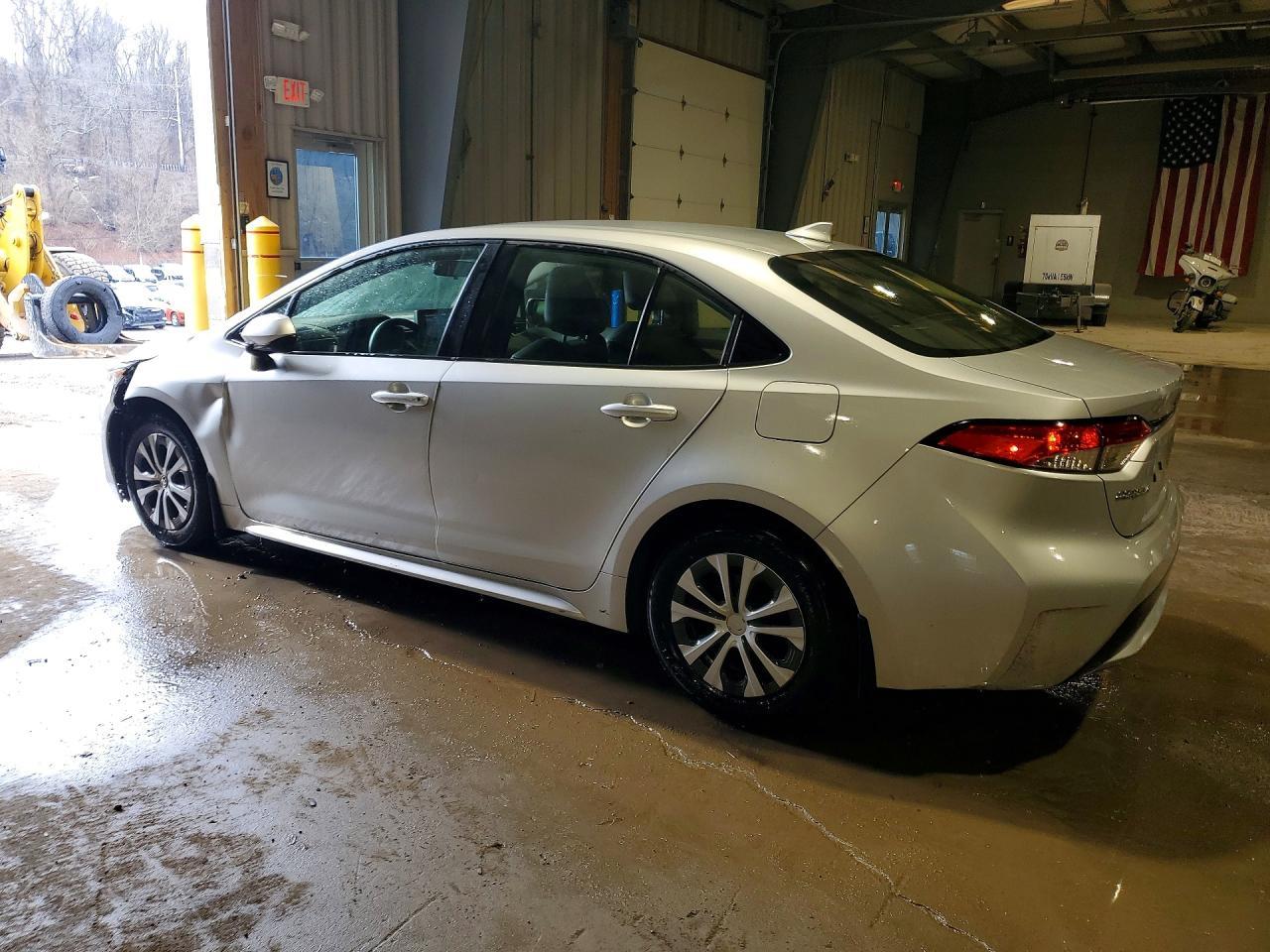 2022 TOYOTA COROLLA