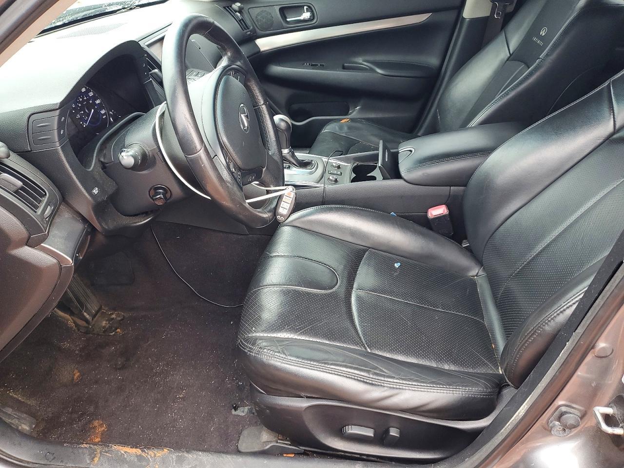 2012 INFINITI G37