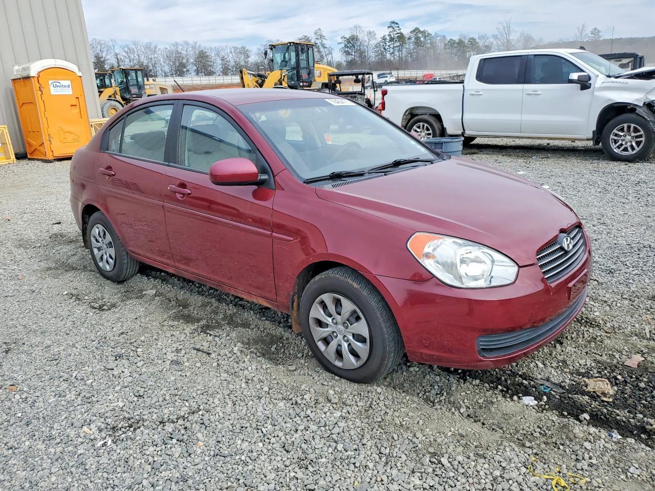 2011 HYUNDAI ACCENT