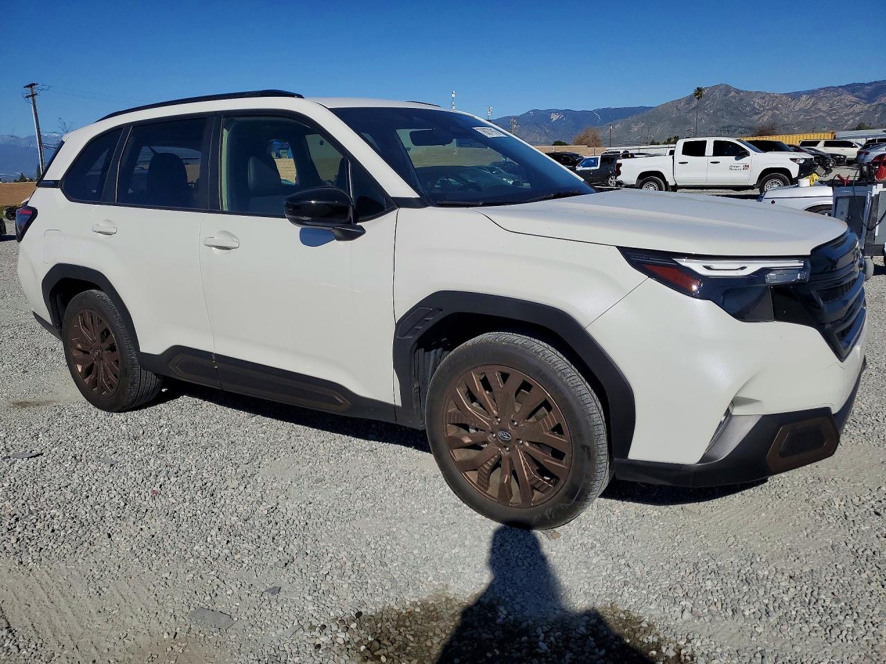 2025 SUBARU FORESTER