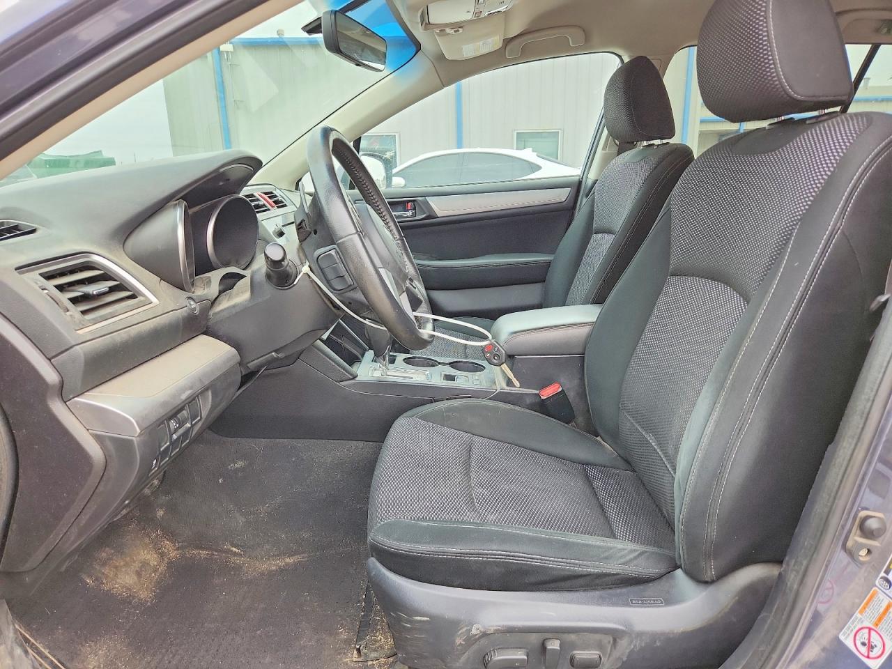 2017 SUBARU Outback
