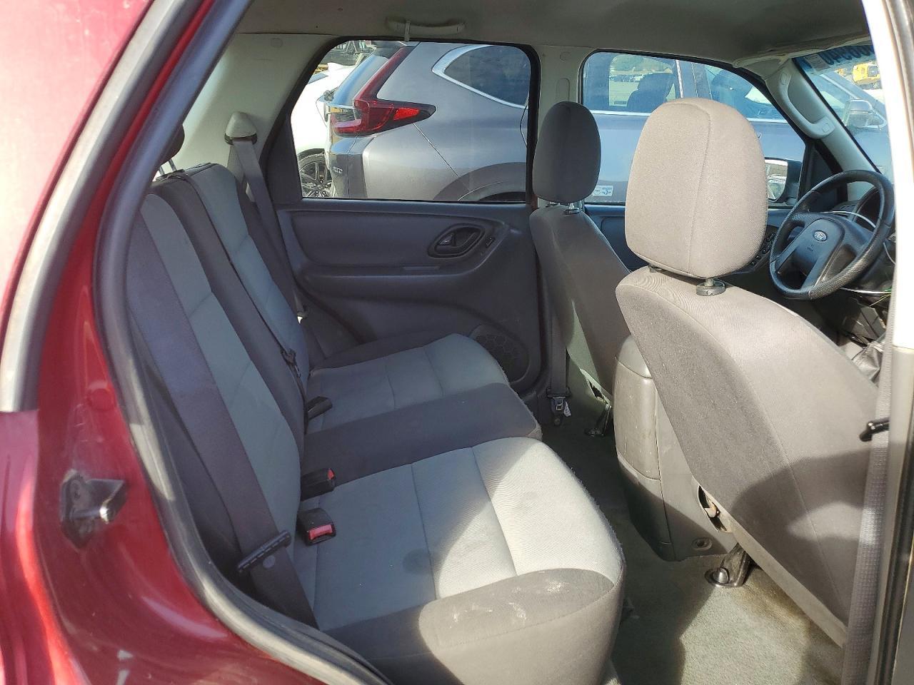 2006 FORD ESCAPE