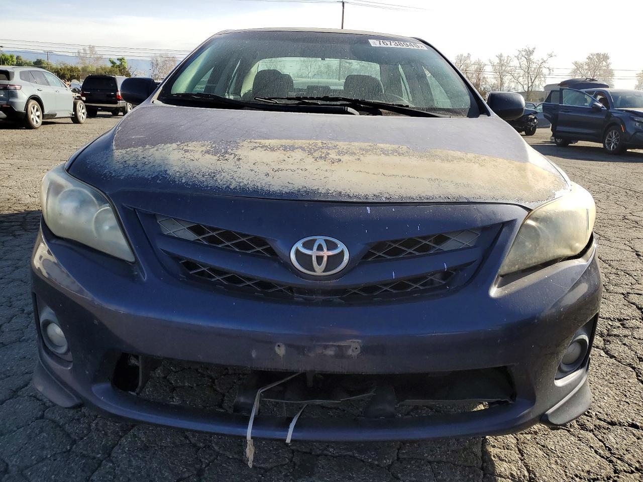 2011 TOYOTA COROLLA