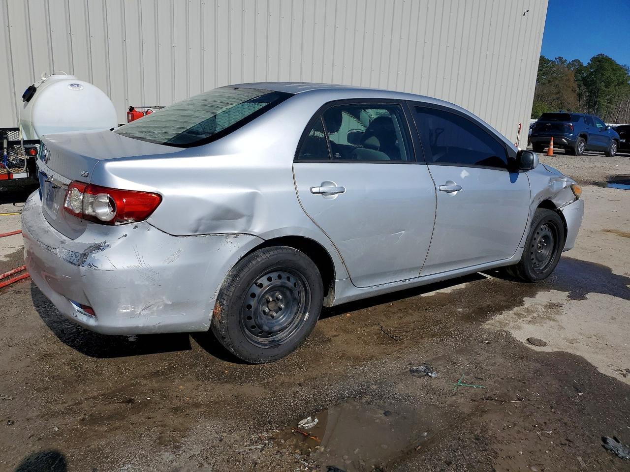 2012 TOYOTA COROLLA