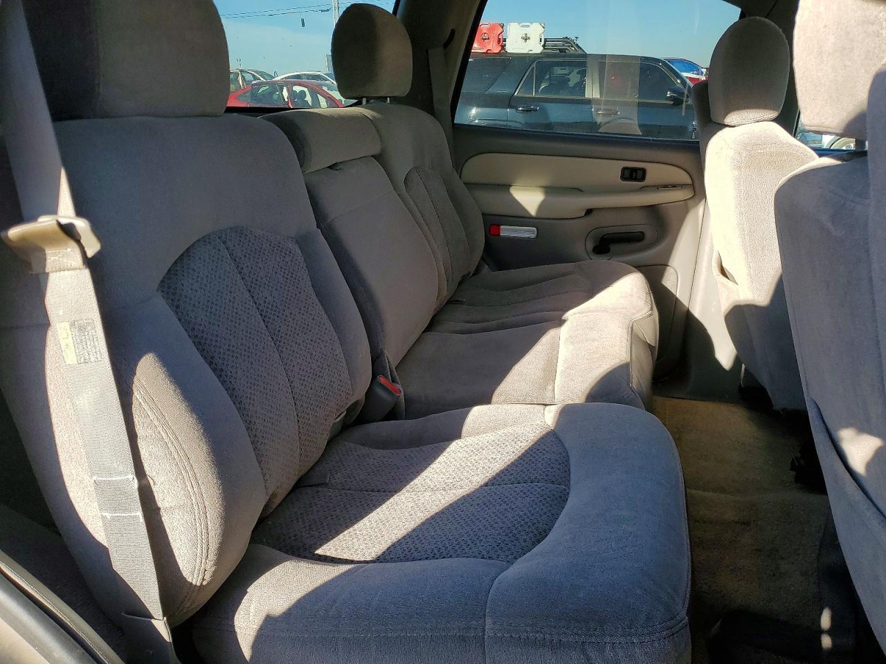 2002 CHEVROLET Tahoe