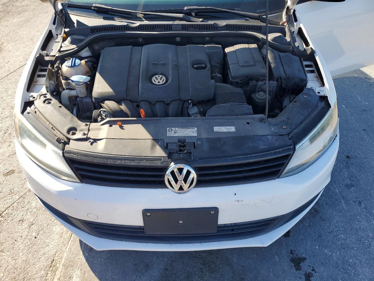 2012 VOLKSWAGEN JETTA