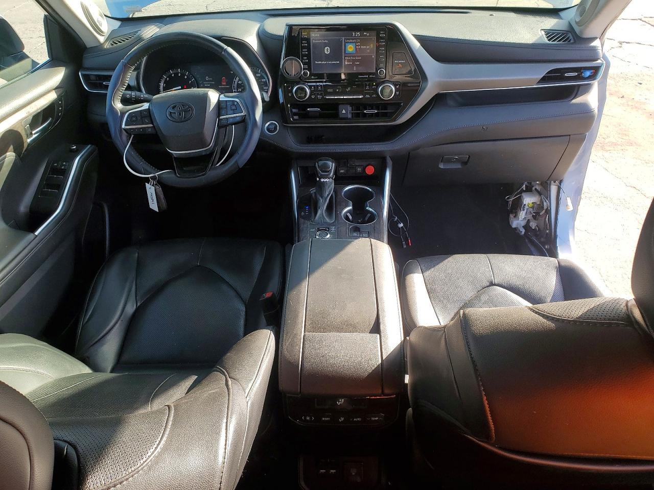 2020 TOYOTA HIGHLANDER