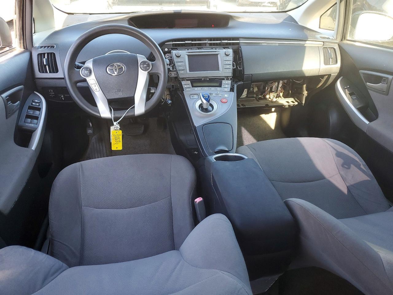 2013 TOYOTA PRIUS