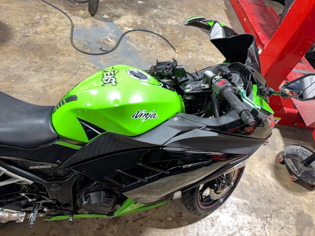 2014 KAWASAKI Ex300