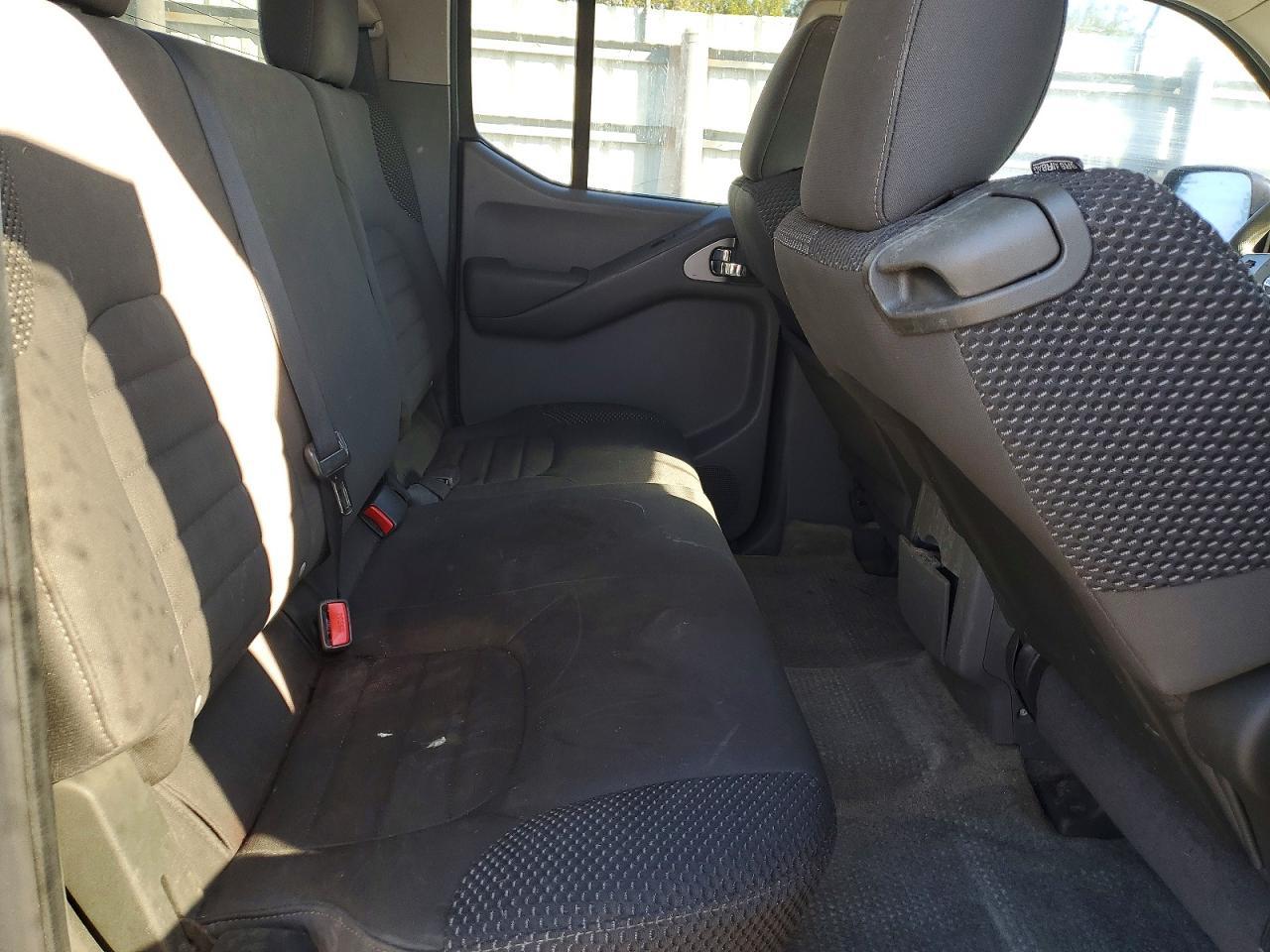 2012 NISSAN Frontier