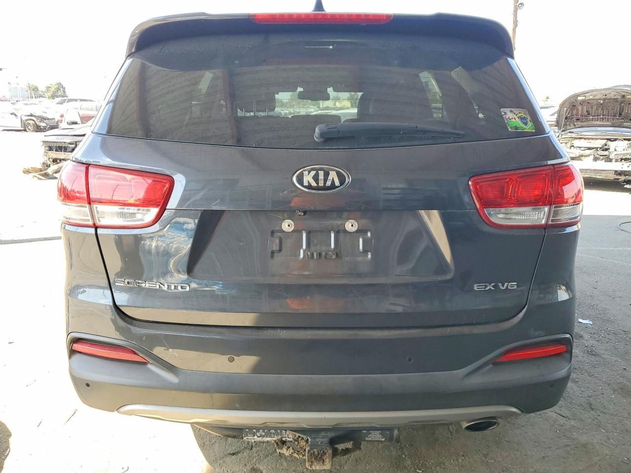 2017 KIA SORENTO