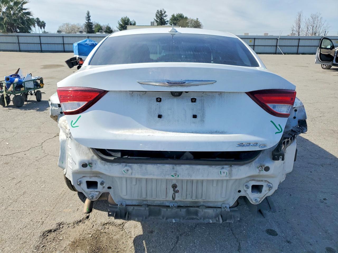 2015 CHRYSLER 200