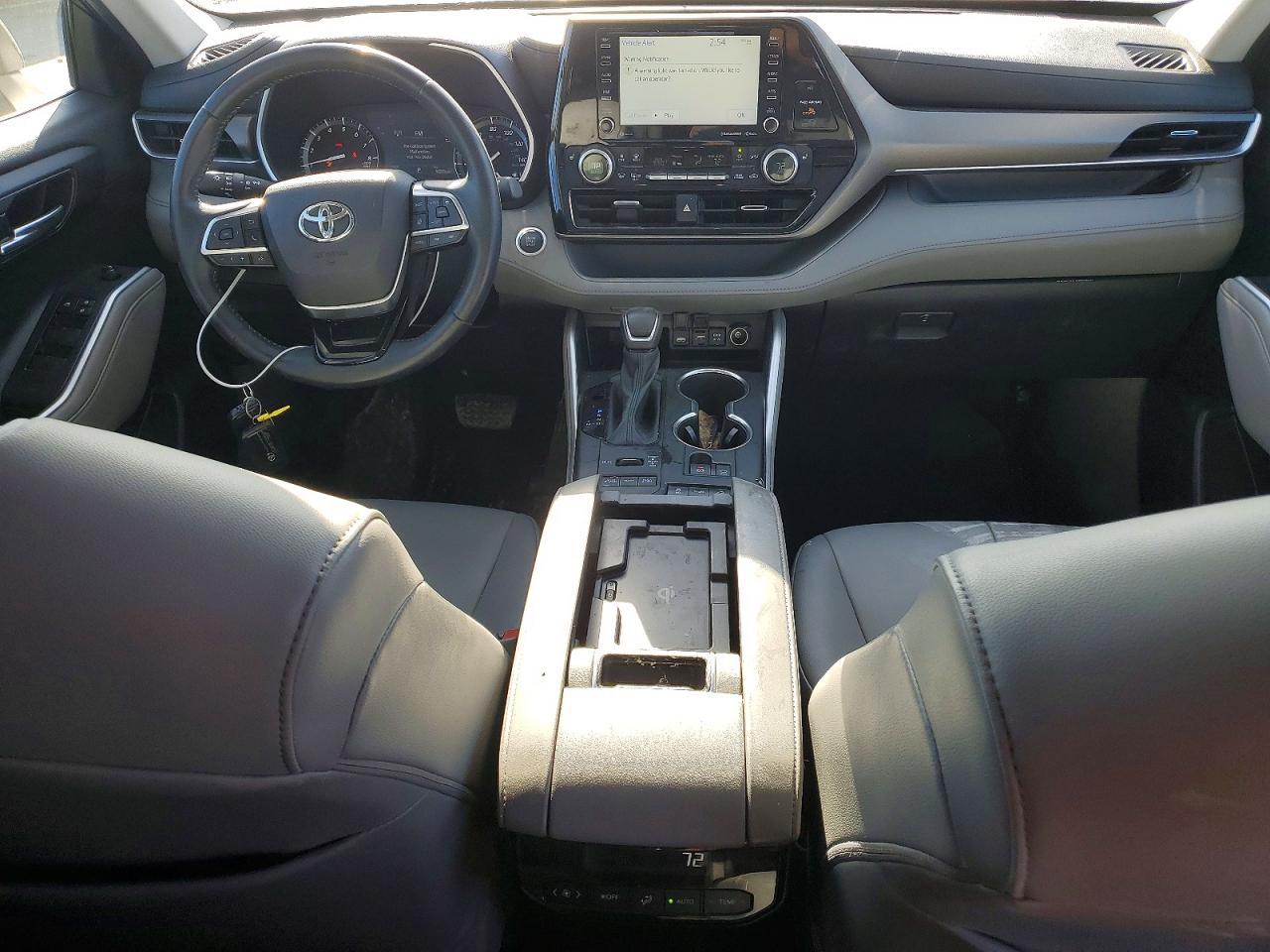 2021 TOYOTA HIGHLANDER