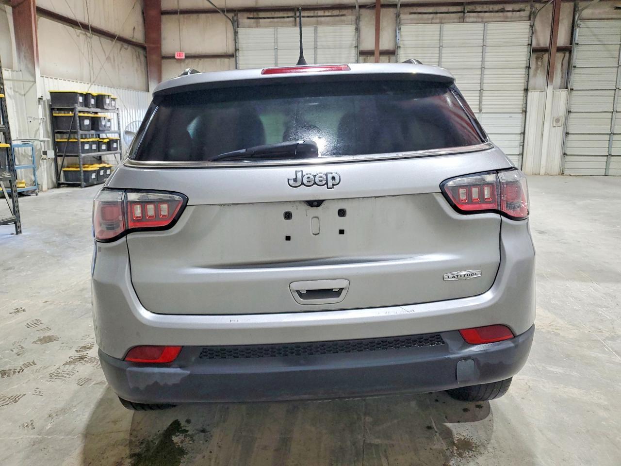 2017 JEEP Compass
