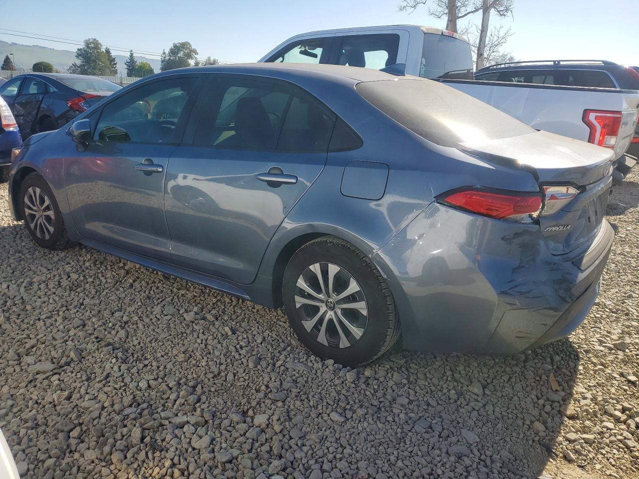 2022 TOYOTA COROLLA