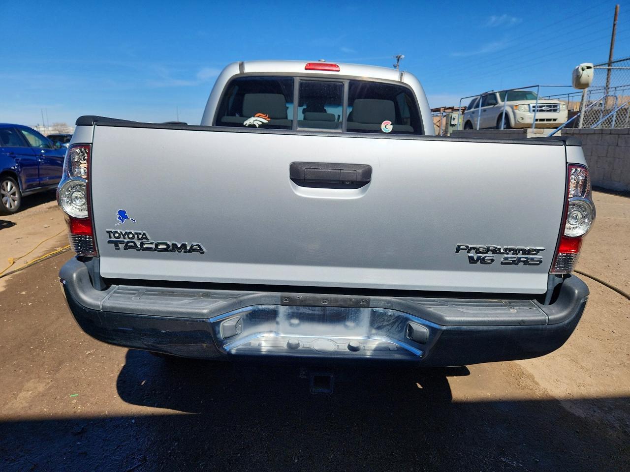 2011 TOYOTA TACOMA