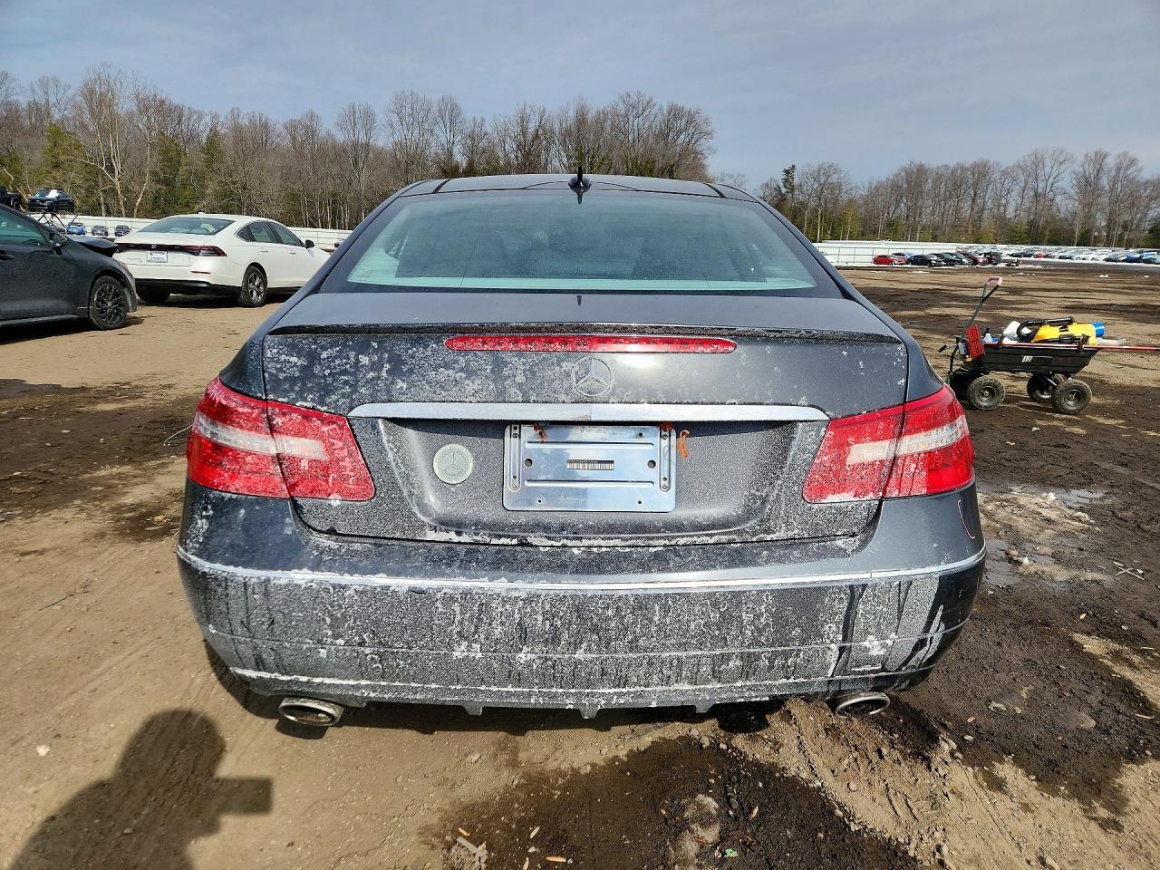 2011 MERCEDES-BENZ E-Class